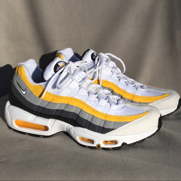 air max 95 amarillo and dark grey
